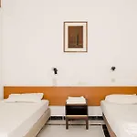 Gnest 2* فاليراكي